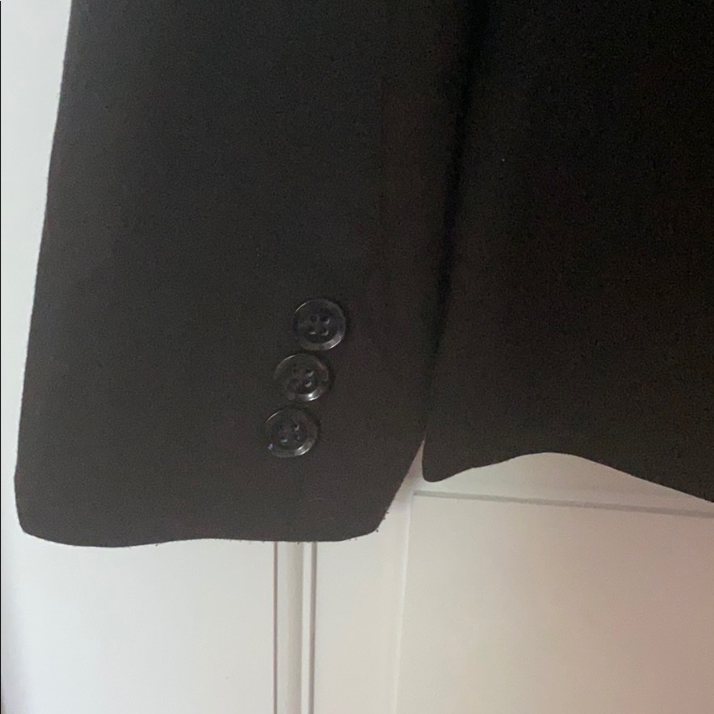One Button Blazer - Picture 5 of 5
